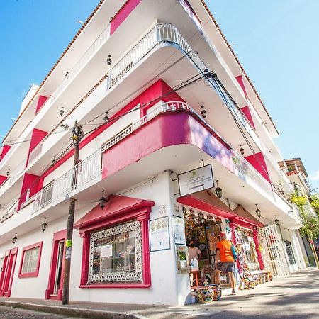 פוארטו ואלארטה Suites Plaza Del Rio - Family Hotel Malecon Centro מראה חיצוני תמונה