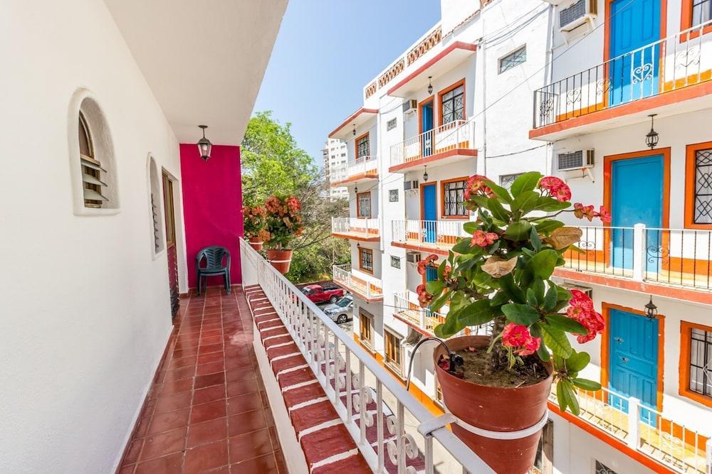 פוארטו ואלארטה Suites Plaza Del Rio - Family Hotel Malecon Centro מראה חיצוני תמונה