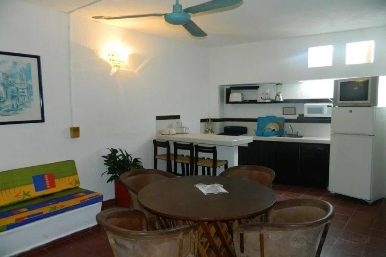 פוארטו ואלארטה Suites Plaza Del Rio - Family Hotel Malecon Centro מראה חיצוני תמונה